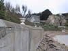 Les vases sur le mur de la grande plage