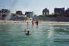 Baignade à la grande plage