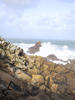 La mer d&eacute;cha&icirc;n&eacute;e au bout de la pointe.